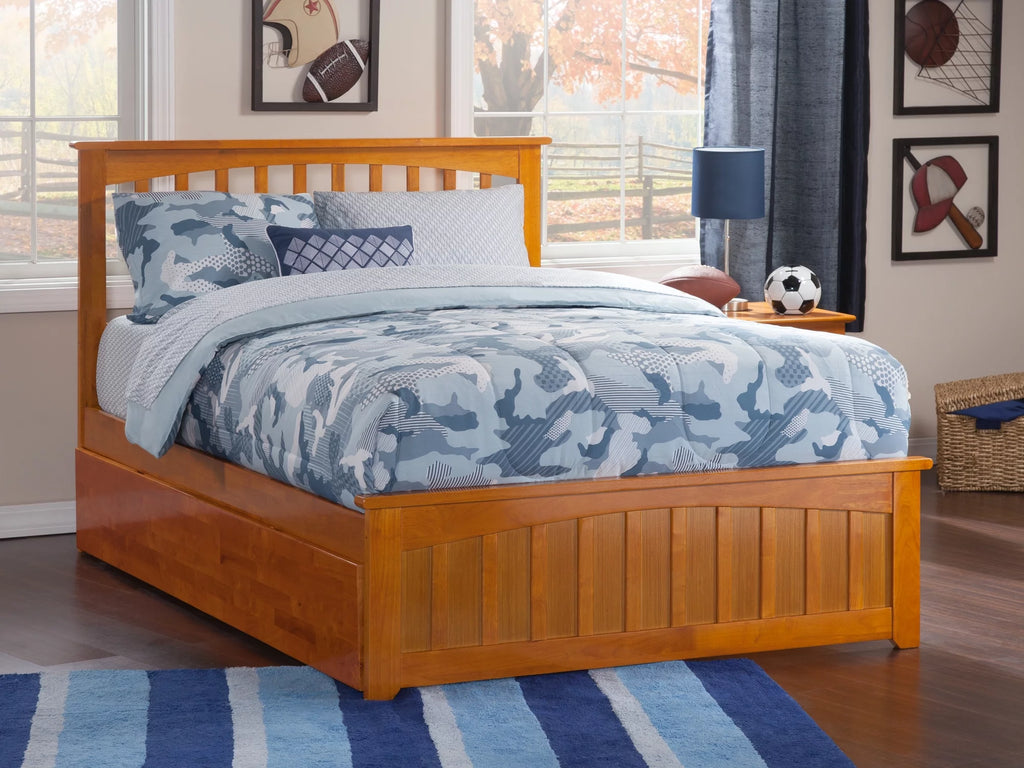 Caramel Wood Platform Bed with Footboard and Trundle K6396