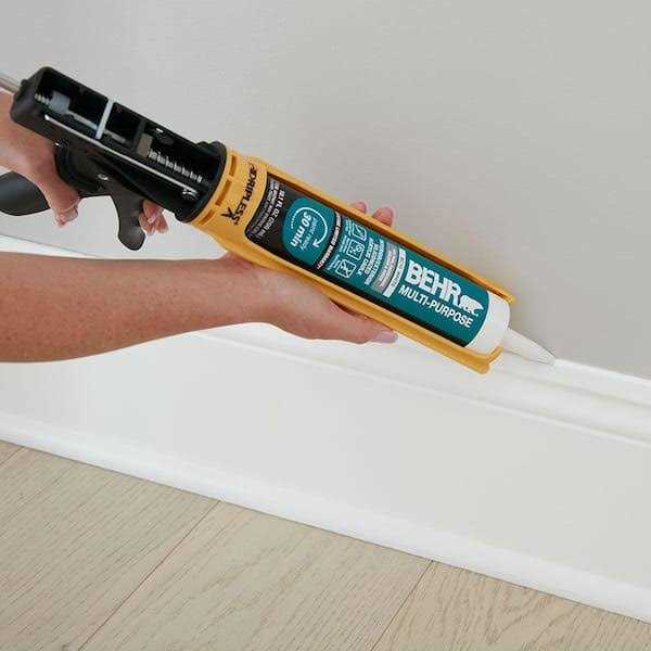 10.1 fl. oz. White Siliconized Acrylic Latex Caulk P8459