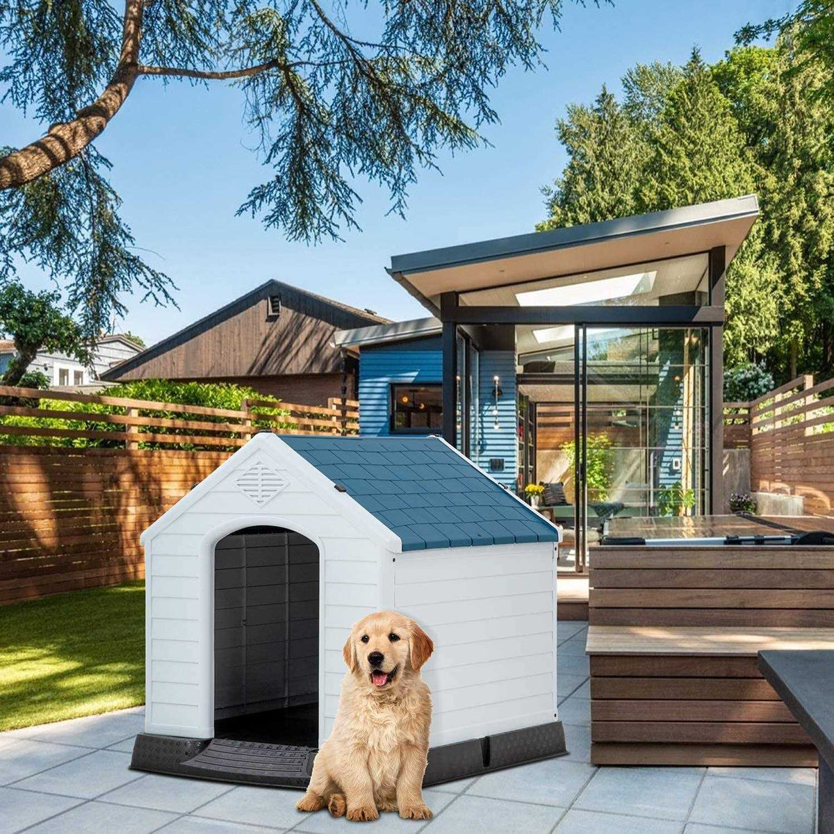 Large Insulated Plastic Dog House F80516
