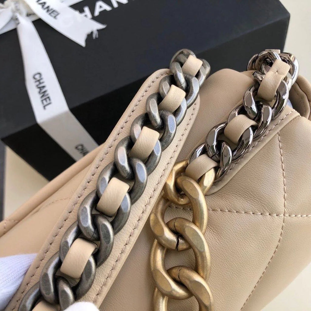 Beige Flap Bag E911