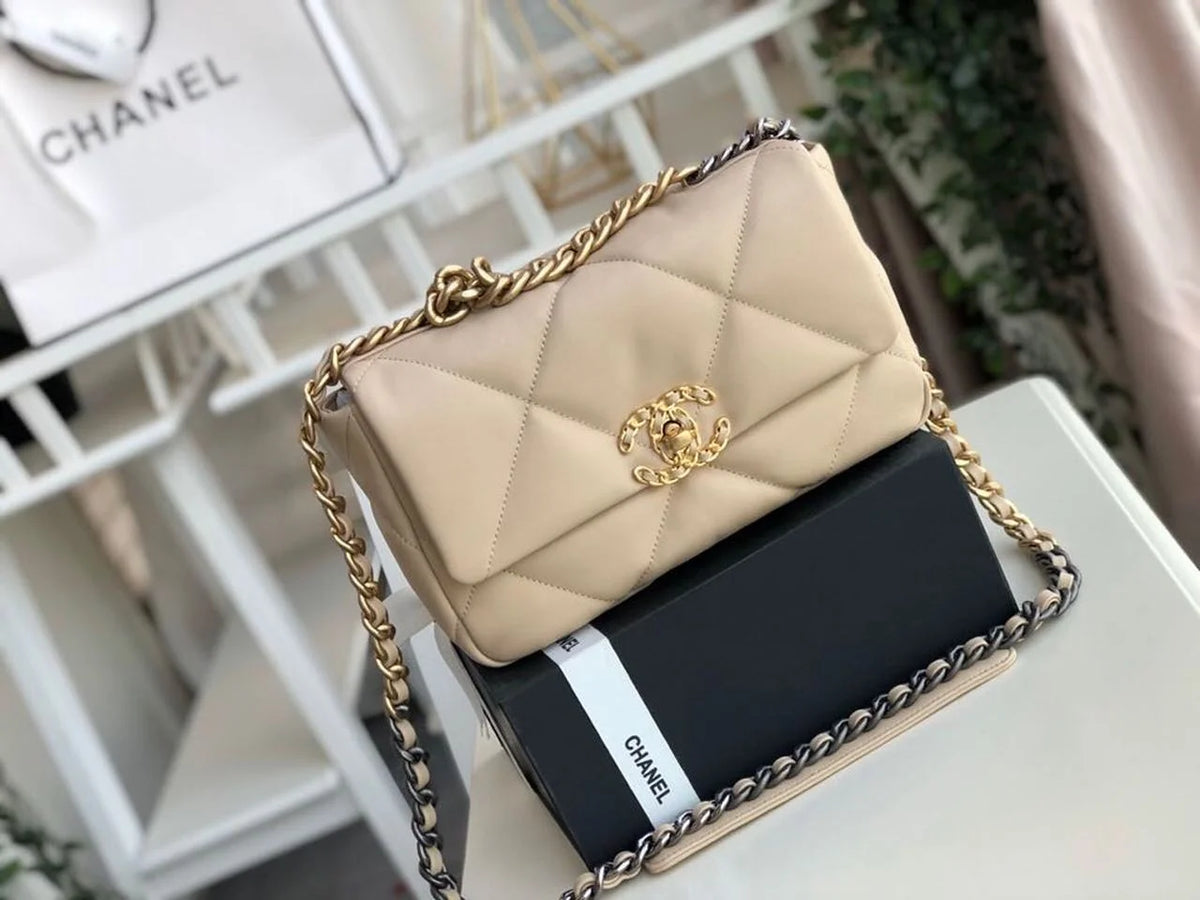 Beige Flap Bag E911
