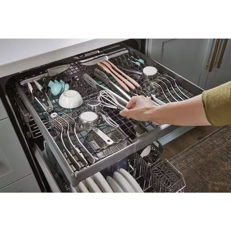 Stainless Steel Built-In Dishwasher with Third Level Rack B7440