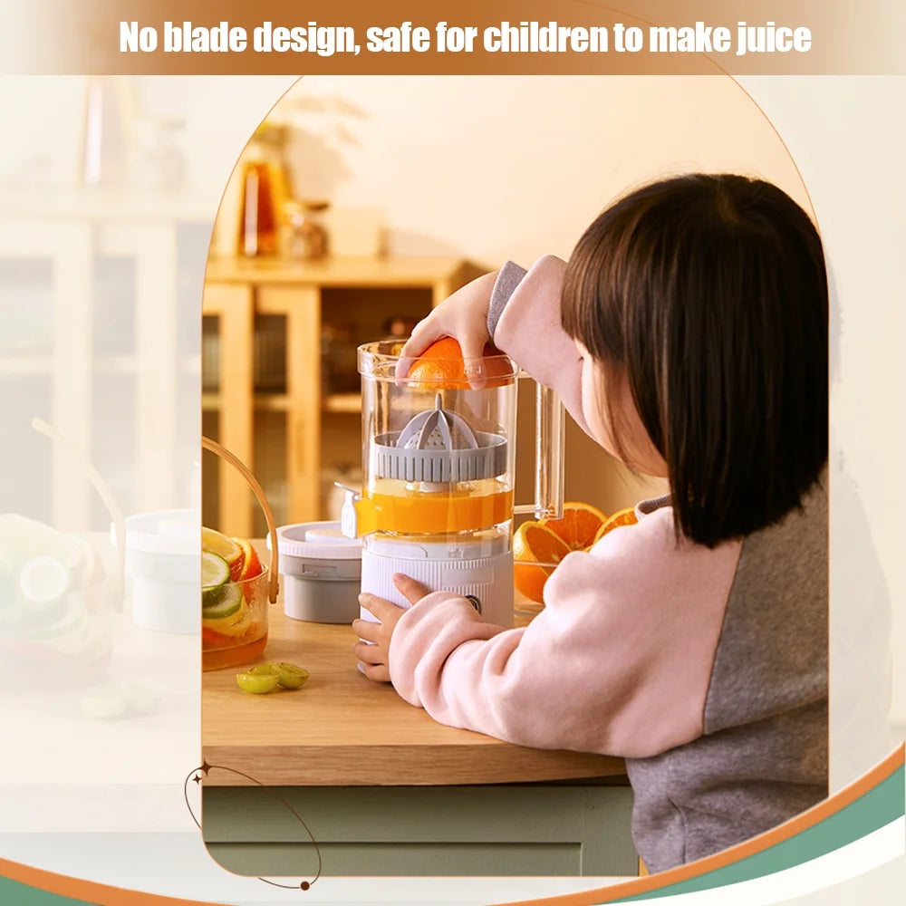Electric Citrus Juicer Squeezer with Pulp Basket, 300ml, USB Charging, BPA-Free (White) L152