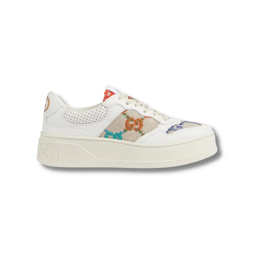 White Sneaker E786