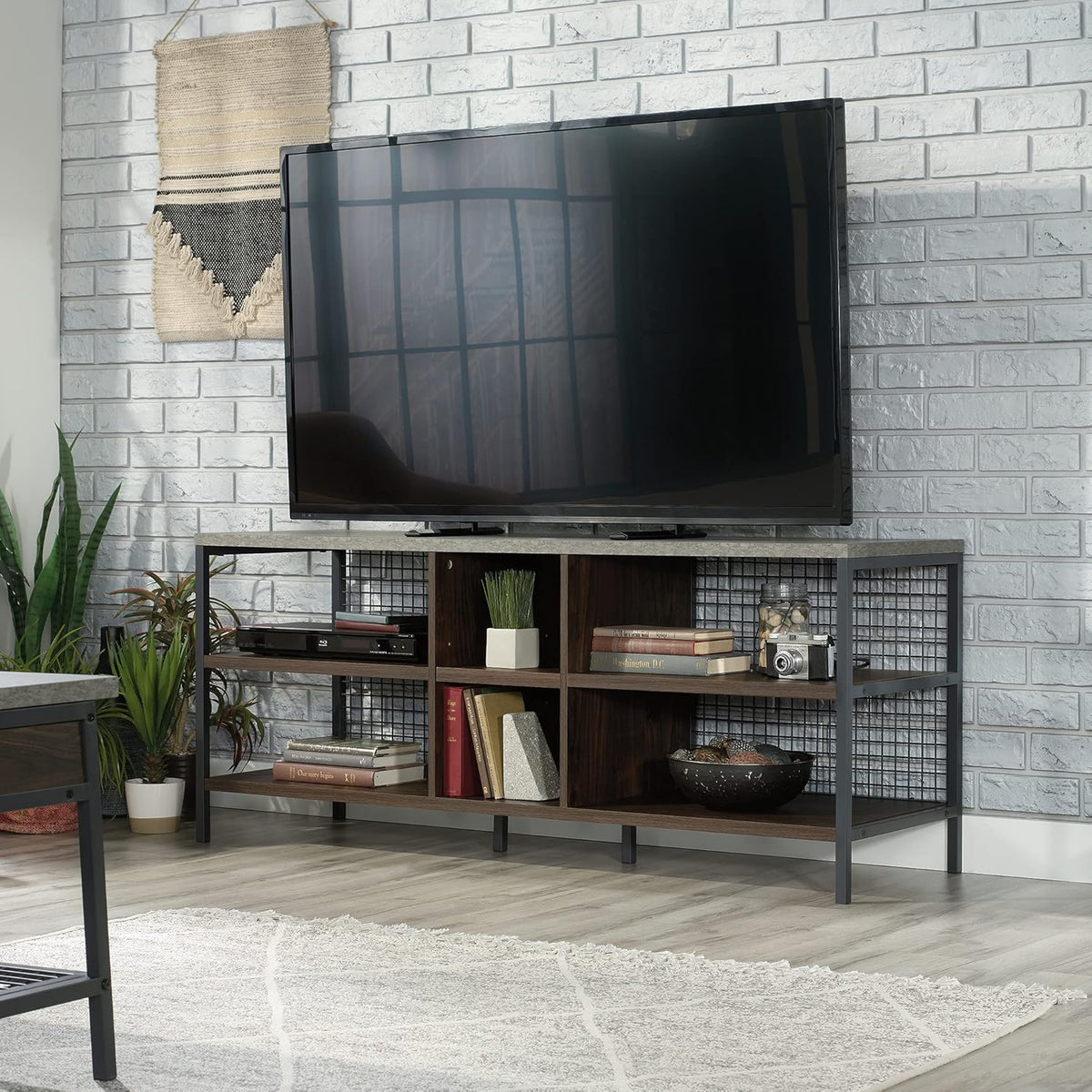 Rich Walnut Finish Credenza M797