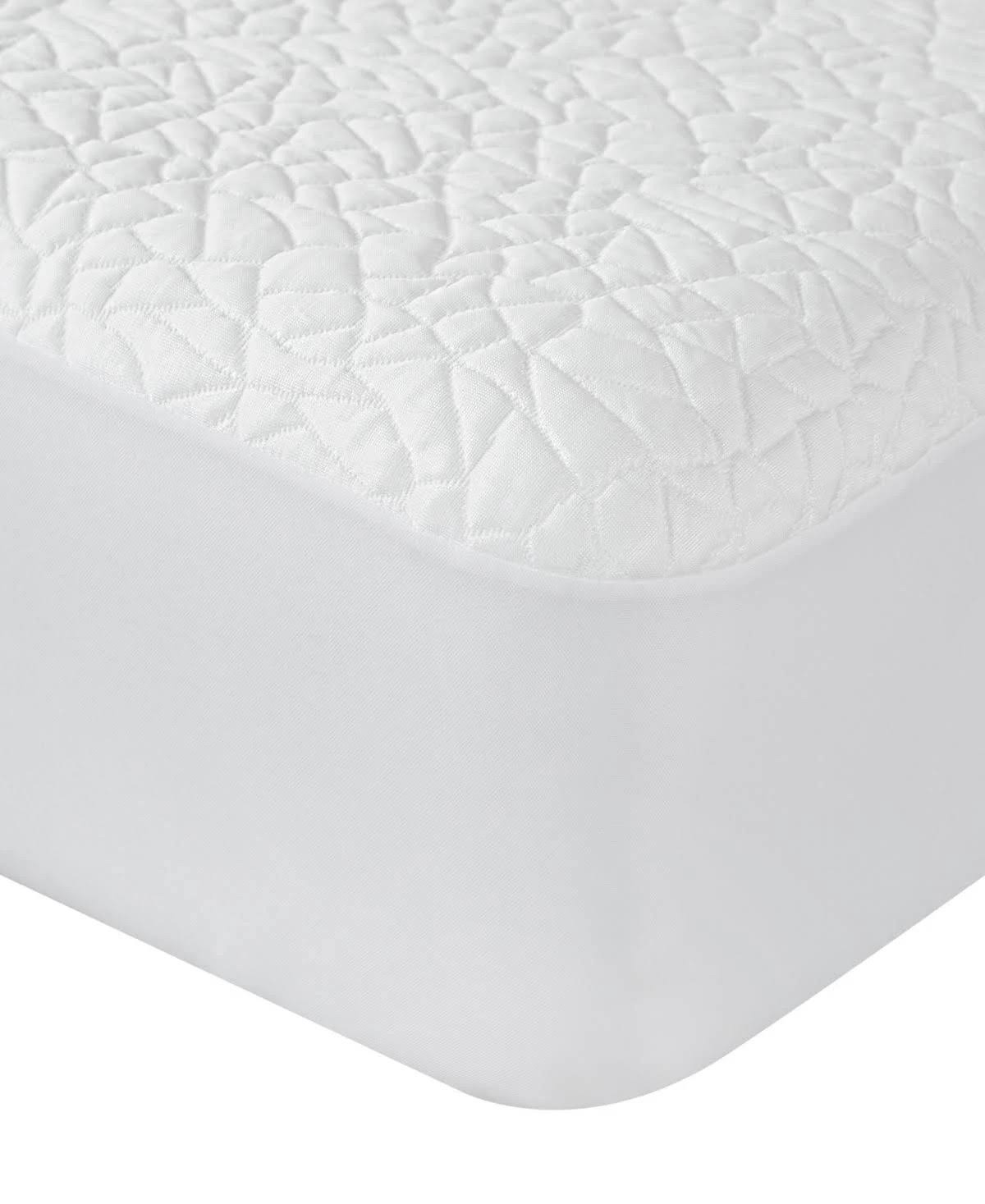 California King Snow Mattress Protector C1939